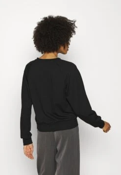 Anna Field Basic CleanCrew Neck Sweatshirt- Sweater - Black -Anna Field 88bc03987686408c83d83956951c563a