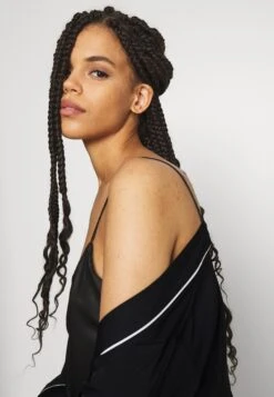 Anna Field Amanda Satin Dressing Gown - Badjas - Black 11 Anna Field Amanda Satin Dressing Gown - Badjas - Black -Anna Field eed1478cfddd45b9a2232895a3abc79a